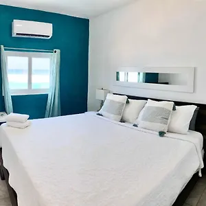 Villa Casita Familiar Con Vista Al Mar Y Piscina, Arecibo