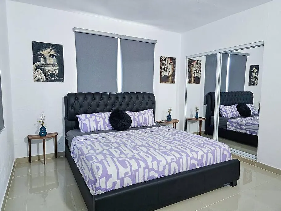 Centrally Located Villa With 3 Pools -Food & Beach Walking Distance Arecibo